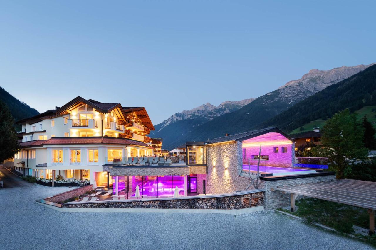 Premium Activehotel Bergkoenig Neustift im Stubaital Luaran gambar